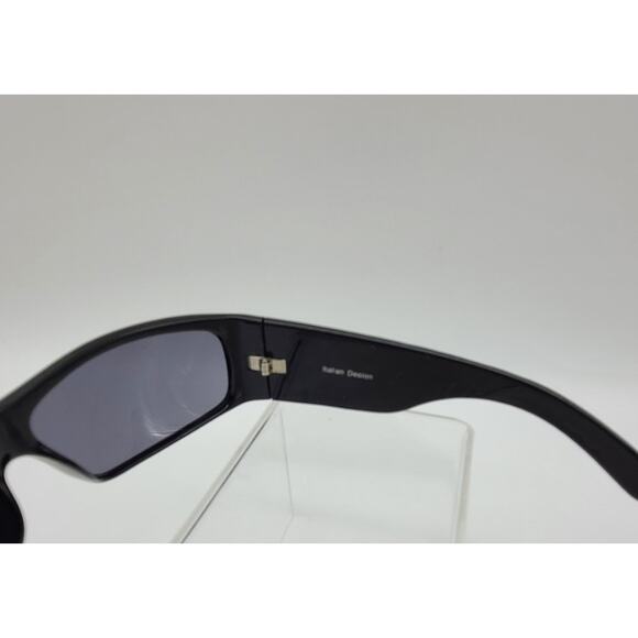 Coach Black and Gray Sunglasses - Picture 5 of 10